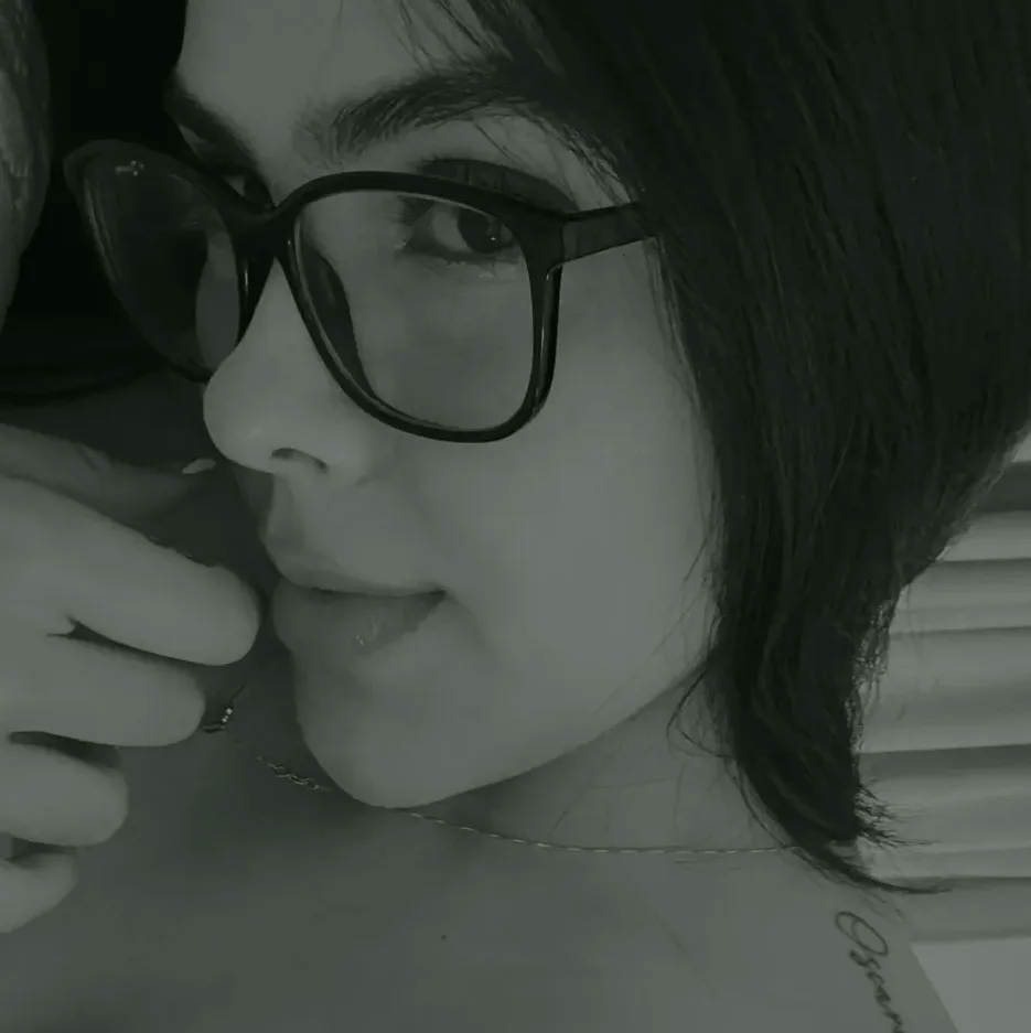 Sana, 23 anni